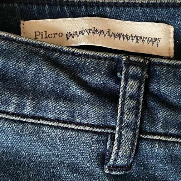 NWT Pilcro Braided Leather Pocket Detail Flare Leg Jeans, 28 - Picture 8 of 15